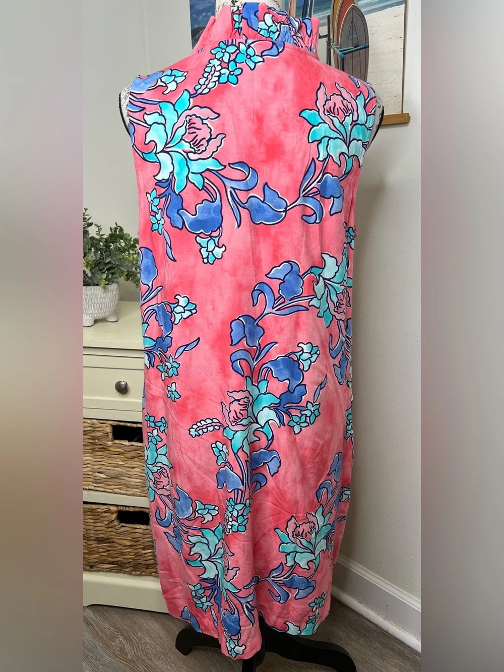 Crown & Ivy Floral Ruffle/V-Neck Dress